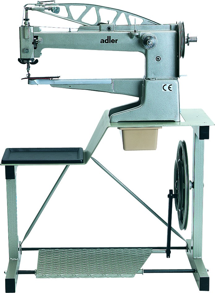 Machine à coudre ADLER 30/70 avec pédale de pied